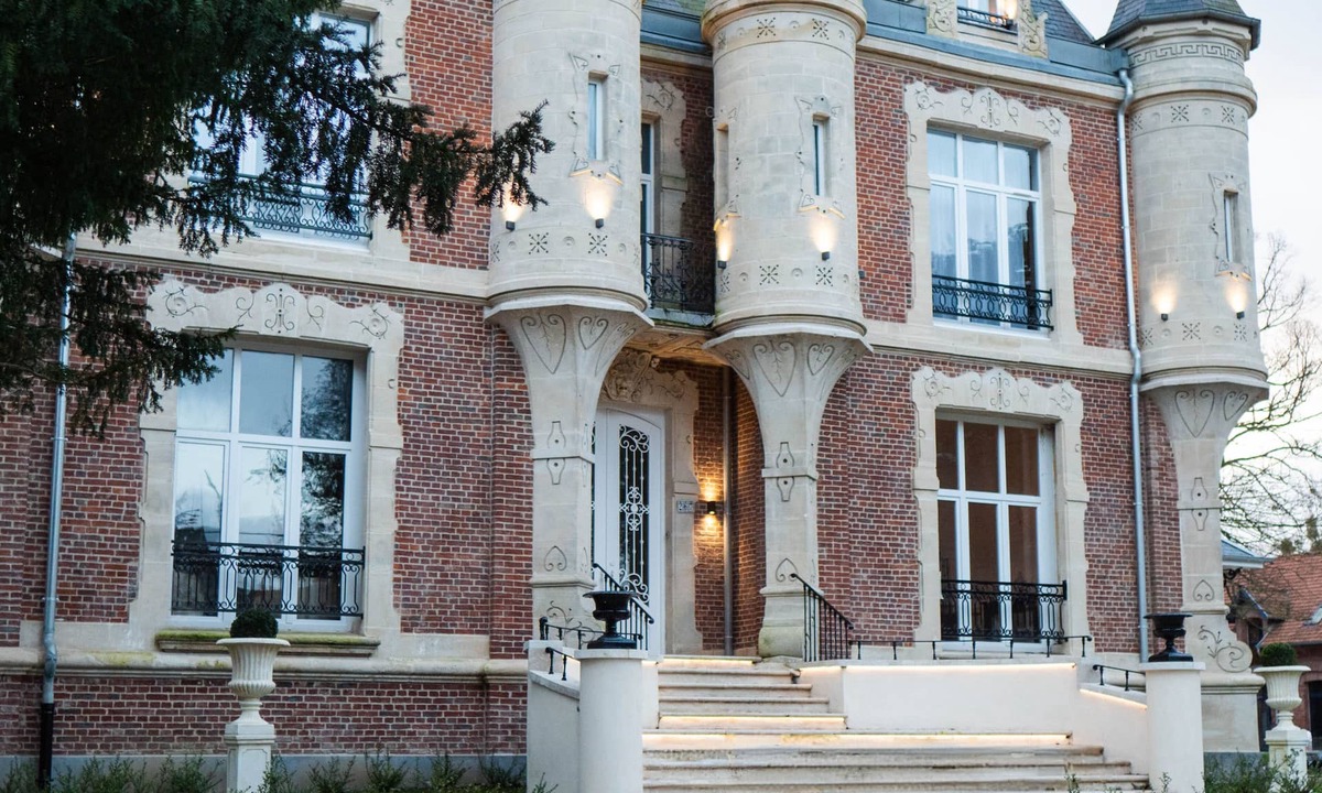 Merelessart Hotel | Hotel Château Héloïse