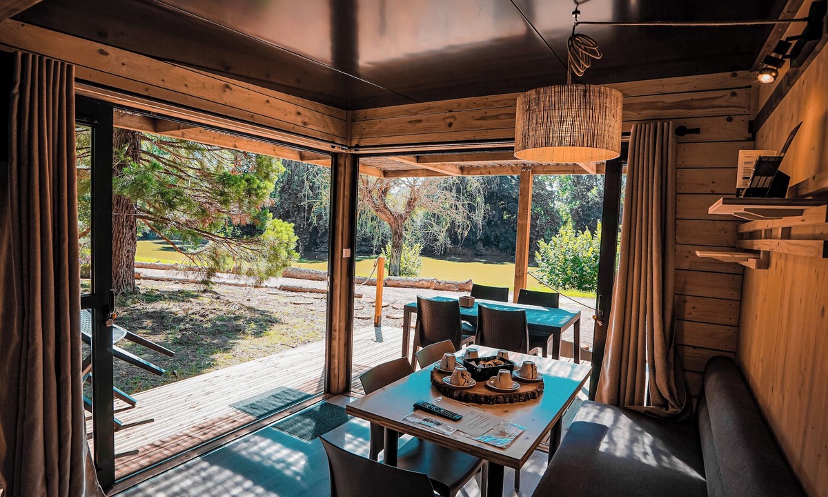 Coulandon Hotel | Hotel Chalet Montegut