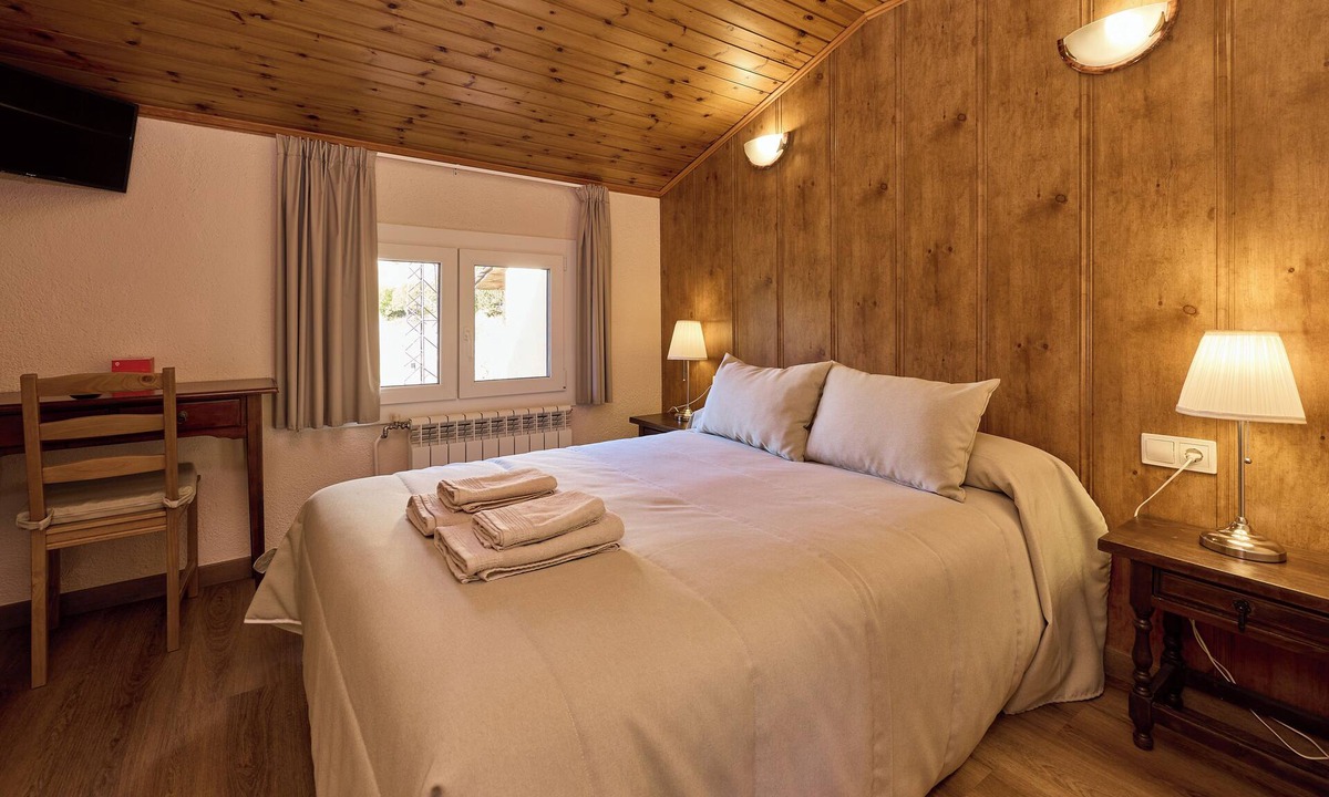 Bordes d'Envalira Hotel | Hotel Chalet Peretol