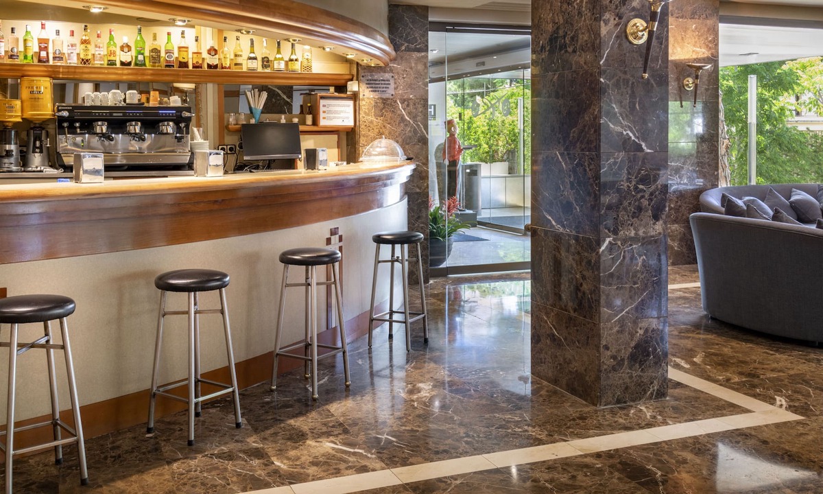 Castelldefels Hotel | Hotel Ciudad de Castelldefels