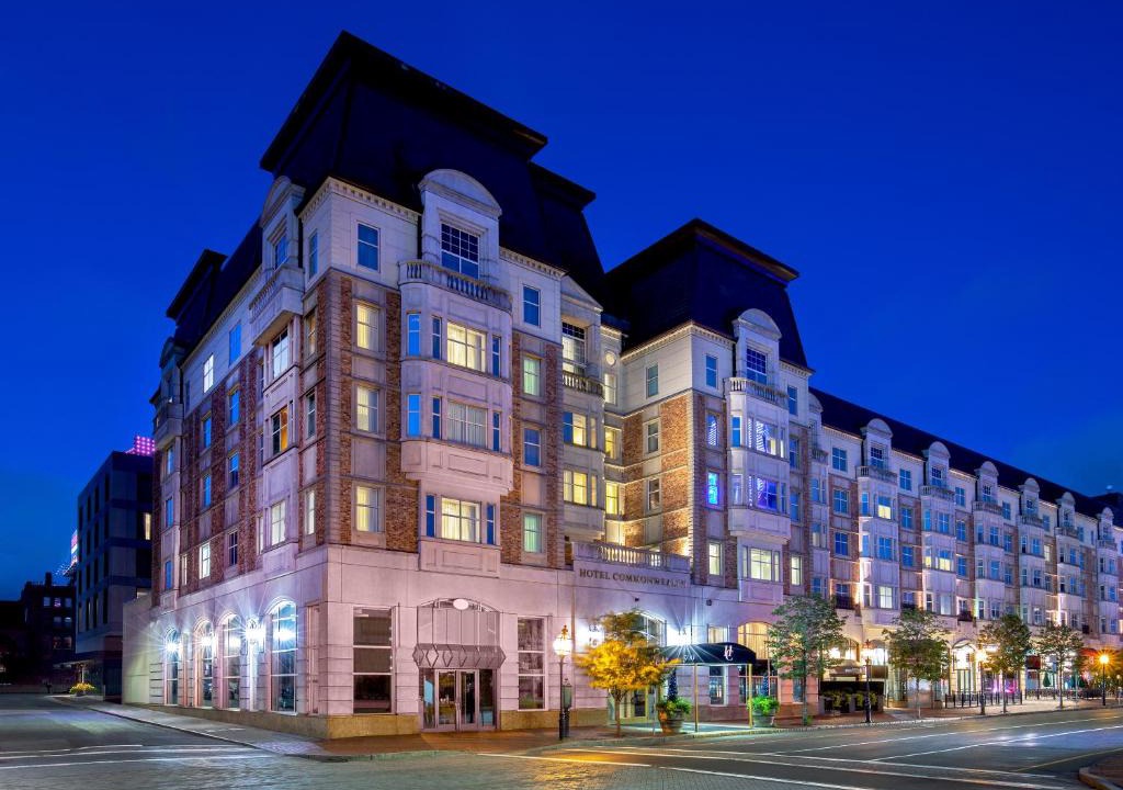 Fenway–Kenmore Hotel | Hotel Commonwealth