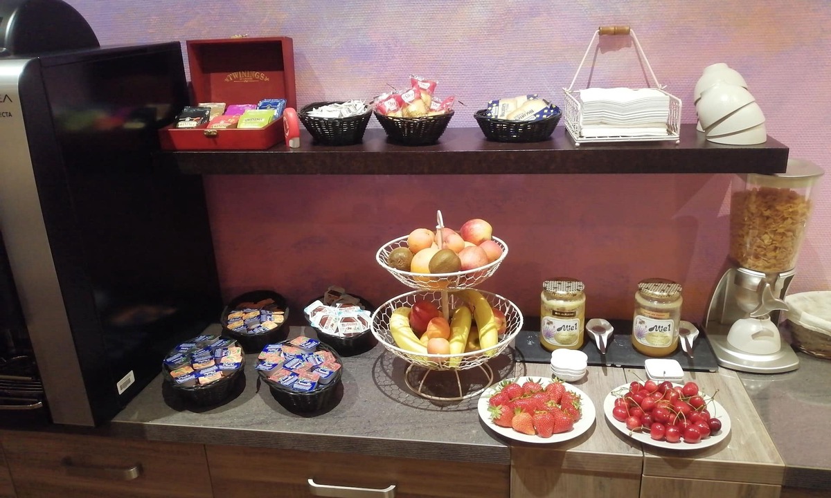 Angouleme Hotel | Hotel d Orléans