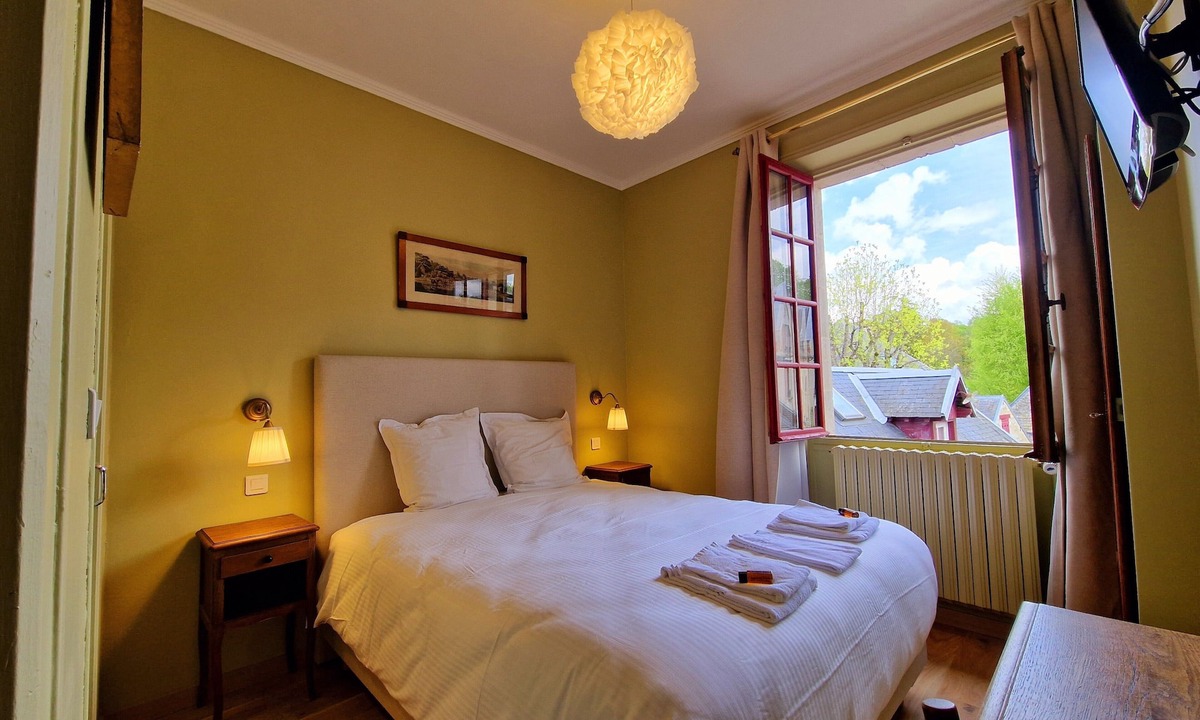 Longpont Hotel | Hotel De L'Abbaye