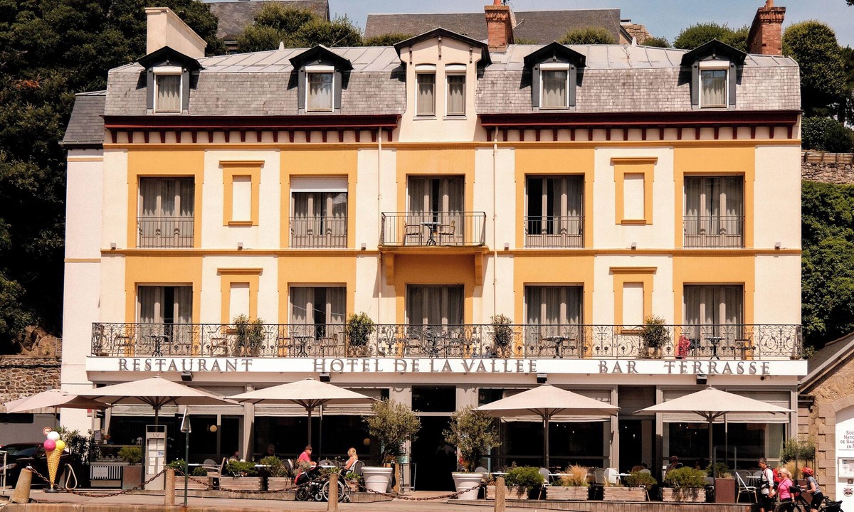 Dinard Hotel | Hotel de la Vallee