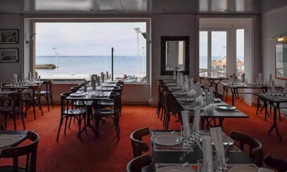 Arromanches-les-Bains Hotel | Hotel de Normandie