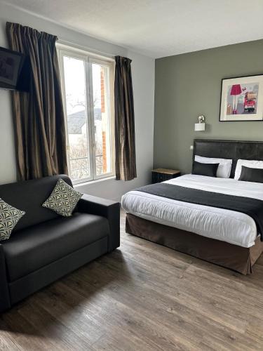 Chateaudun-Bannier Hotel | Hotel Des Cedres