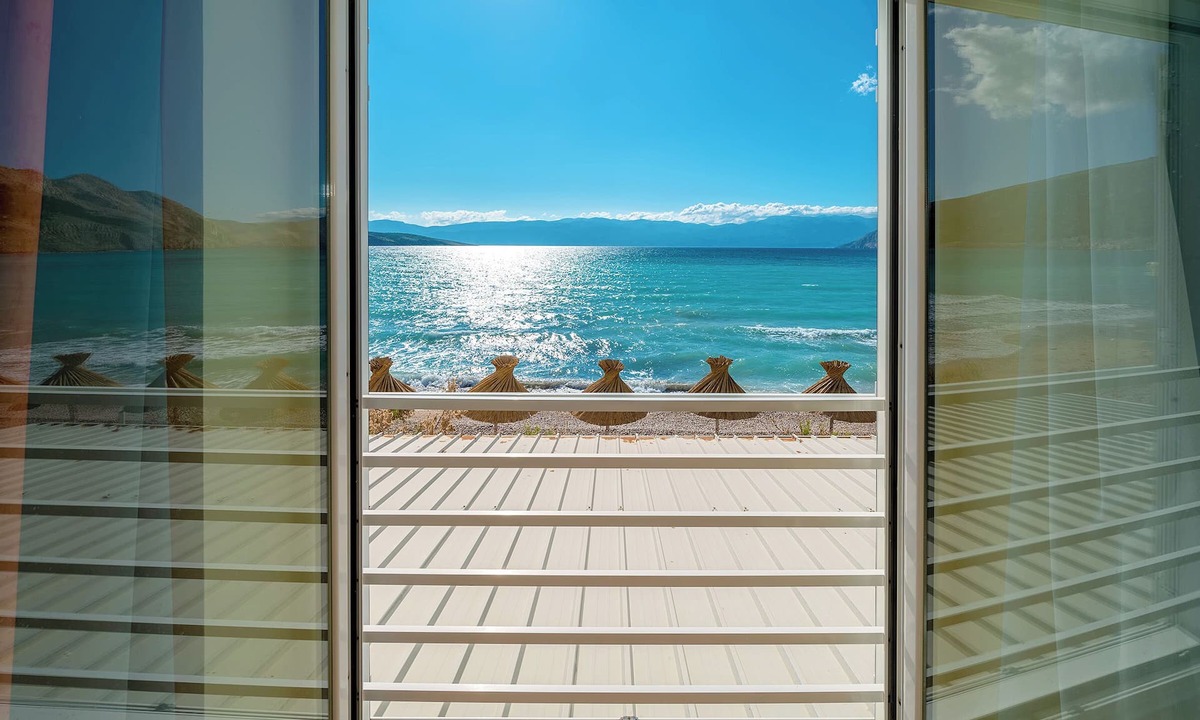 Baska Hotel | Hotel Dobrovit