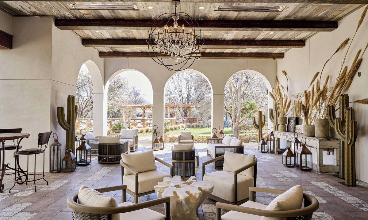 Fort Worth Hotel | Hotel Drover, Autograph Collection