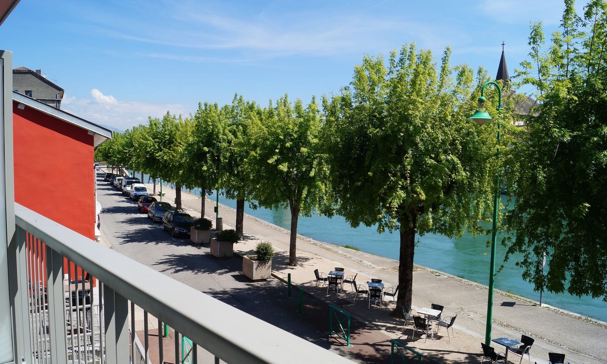 Seyssel Hotel | Hotel du Rhone Seyssel