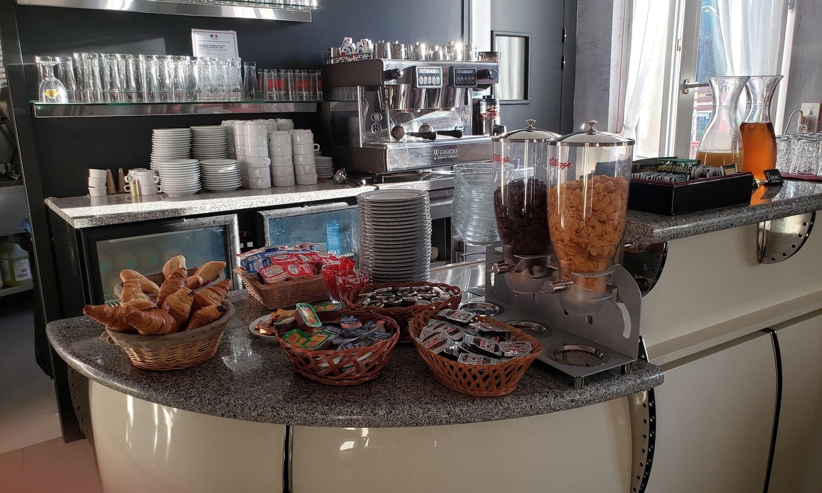 Saint-Cere Hotel | Hotel Du Touring