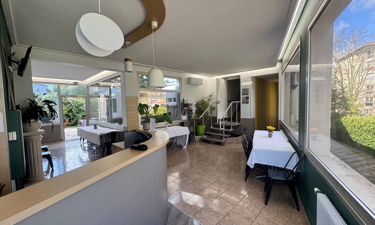 Sathonay-Camp Hotel | Hotel du Val de Saône