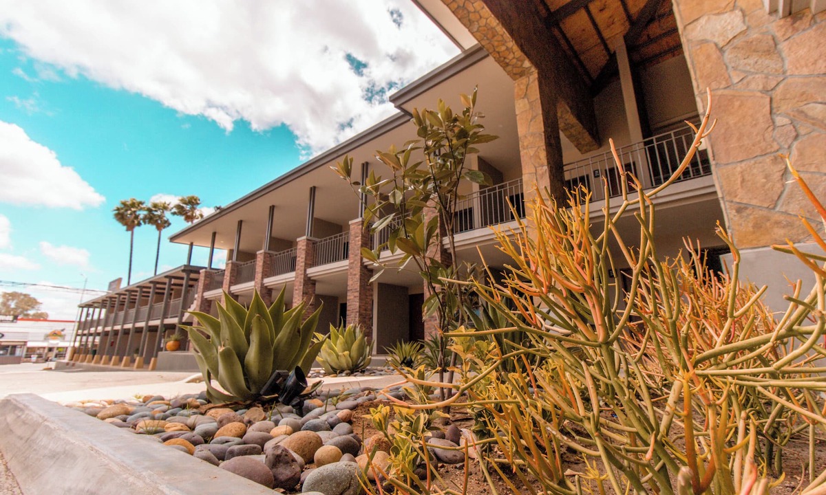 Tecate Hotel | Hotel El Dorado