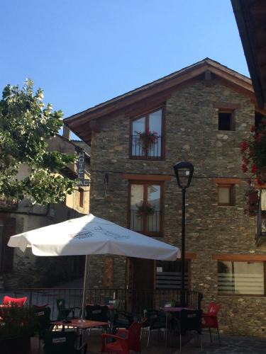 Ger Hotel | Hotel El Jaç