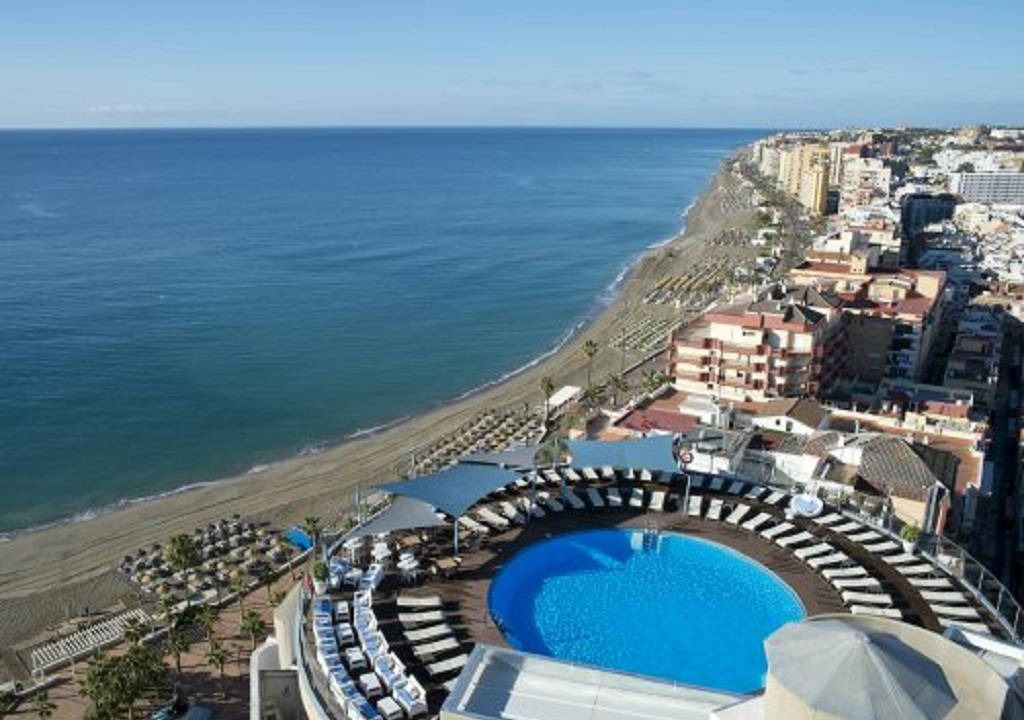 Fuengirola City Centre Apartment | Hotel El Puerto Suite J 2/4p