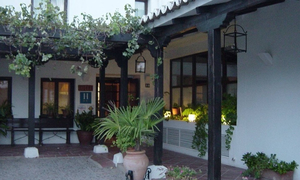Puerto Lapice Hotel | Hotel El Puerto
