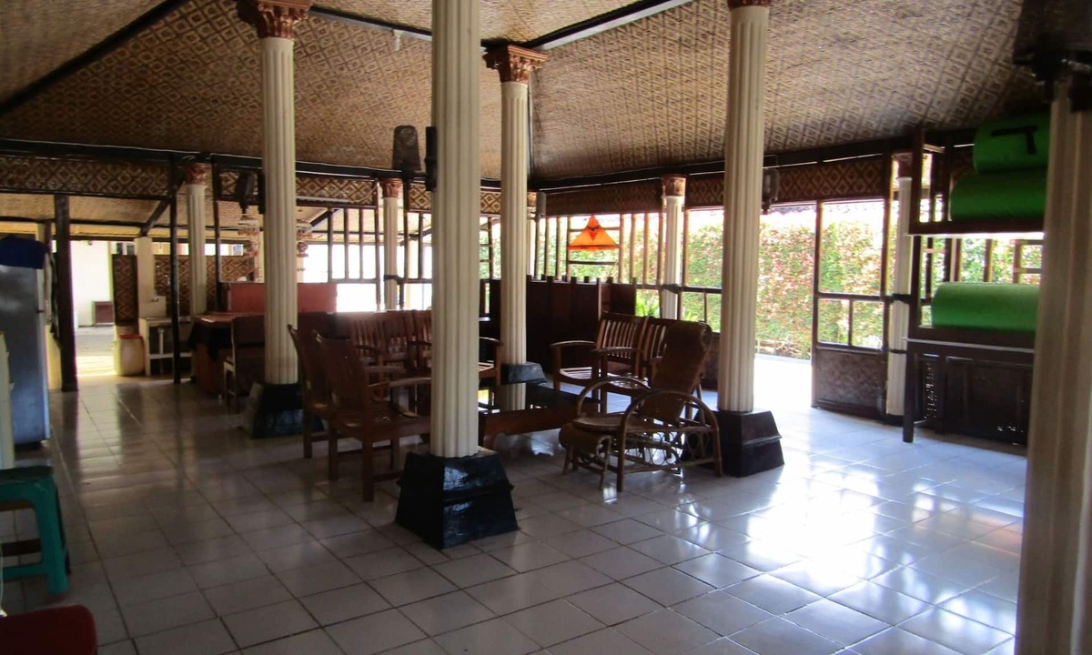 Kretek Hotel | Hotel Family Syariah 1