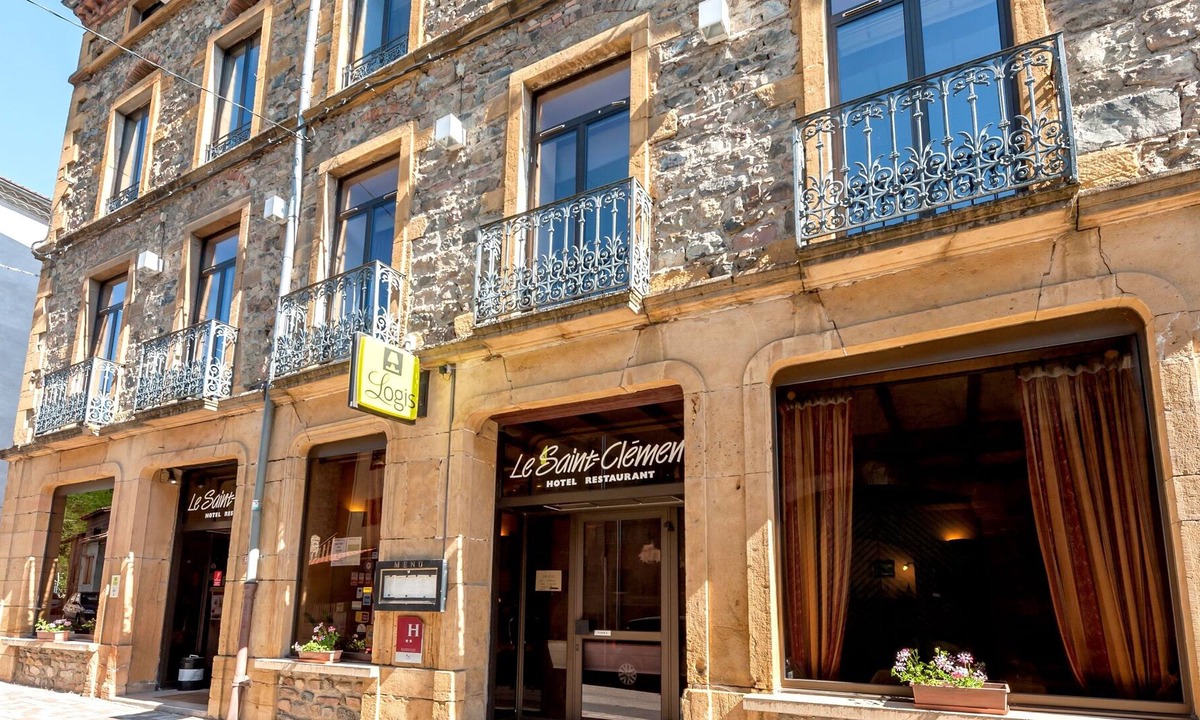 Saint-Clement-sur-Valsonne Hotel | Hotel Le Saint Clément