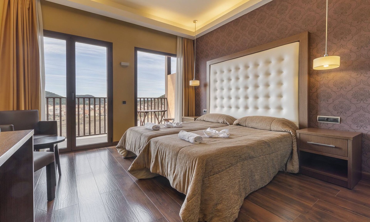 Valderrobres Hotel | Hotel Fuente del Miro