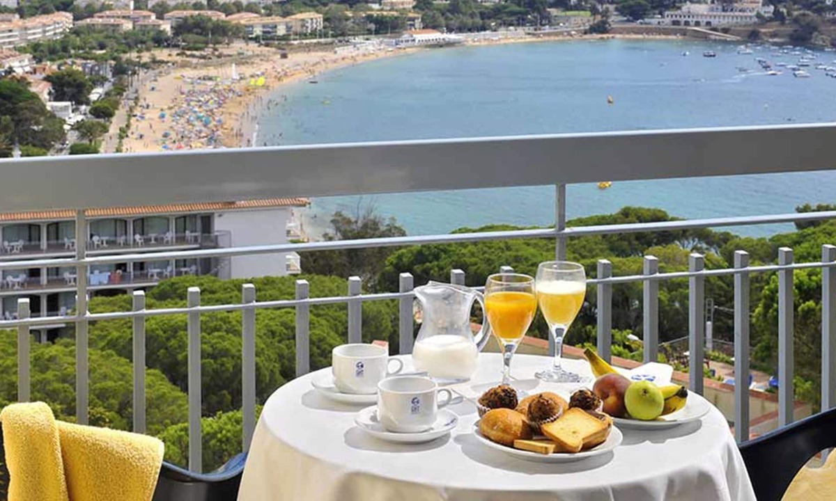 Sant Feliu de Guixols Hotel | Hotel GHT S'Agaró Mar