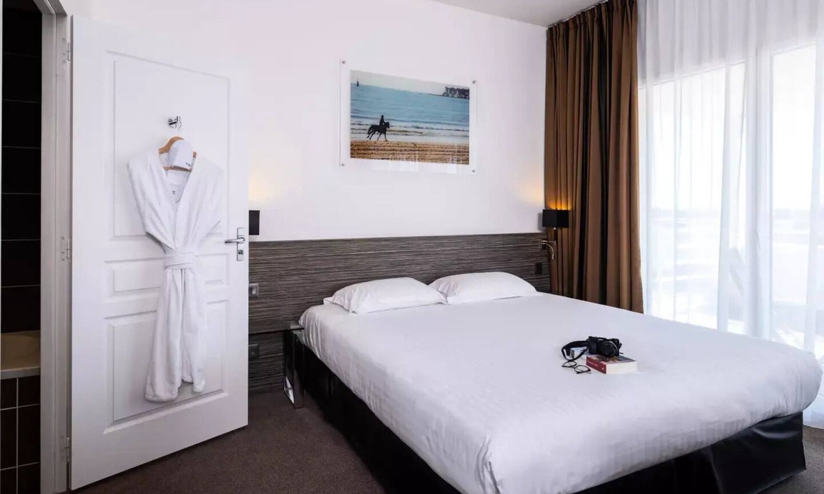 La Baule-Escoublac Hotel | Hotel Golden Tulip La Baule * - Superior Room 2 Persons