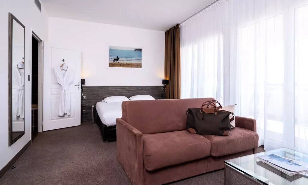 La Baule-Escoublac Hotel | Hotel Golden Tulip La Baule * - Prestige Suite 6 Persons