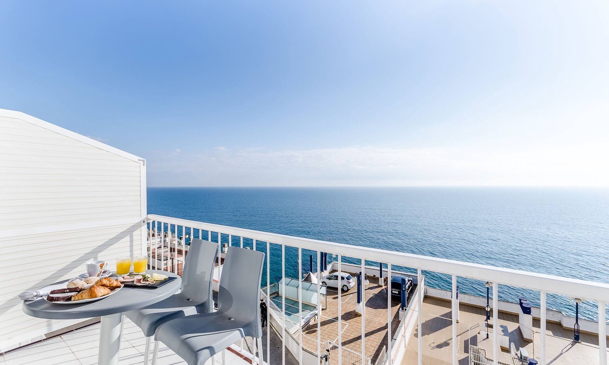 Sant Pol De Mar Hotel | Hotel Gran Sol