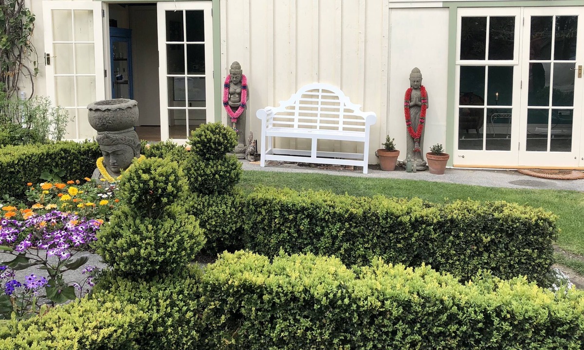 Haumoana Apartment | Hotel Haumoana 2 - A gorgeous garden apartment.