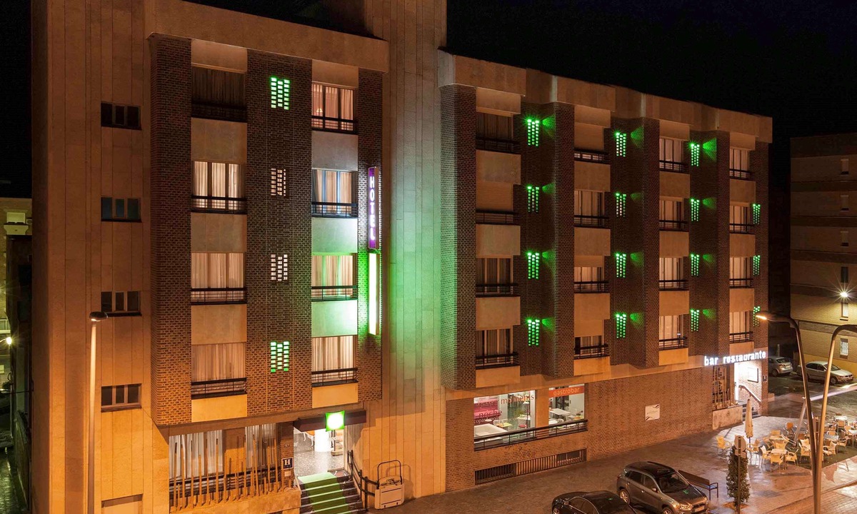 Arnedo Hotel | Hotel Ibis Styles La Rioja Arnedo