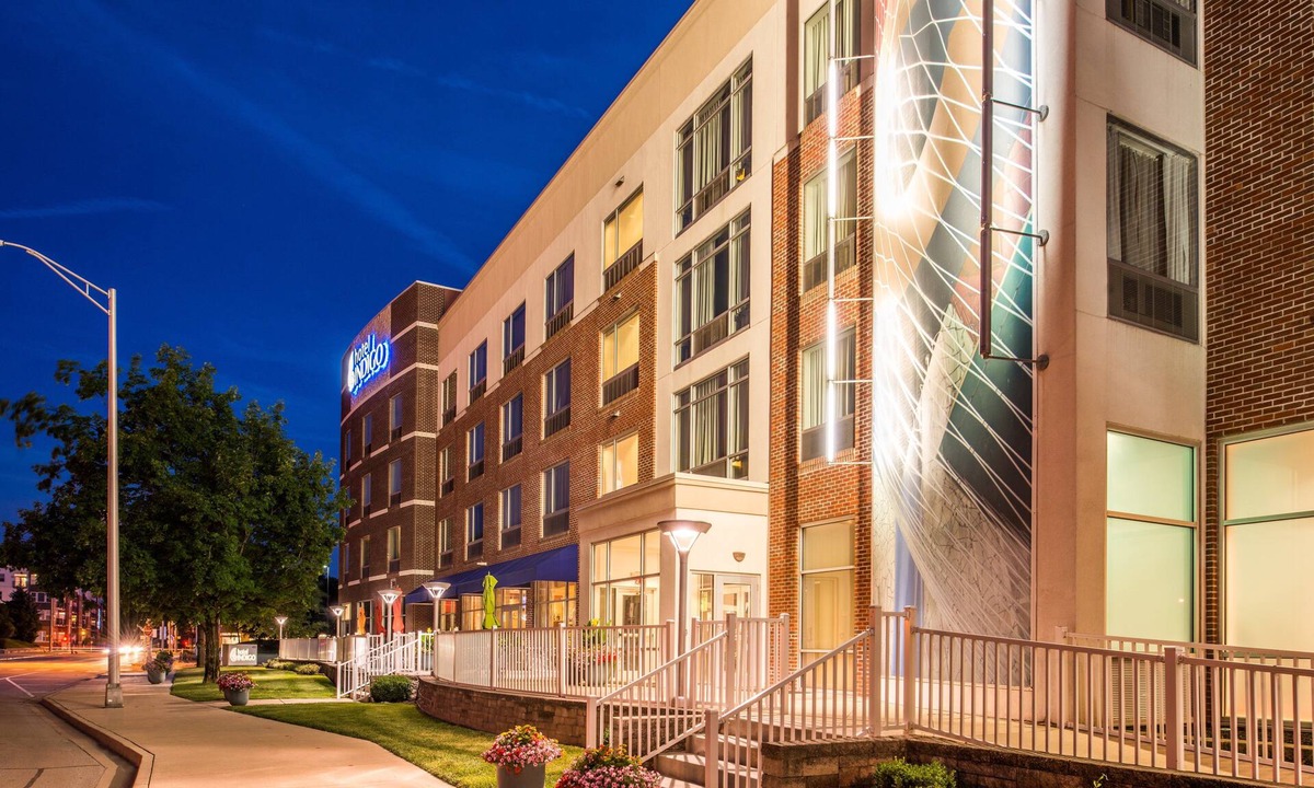 Columbus Hotel | Hotel Indigo Columbus Architectural Center by IHG