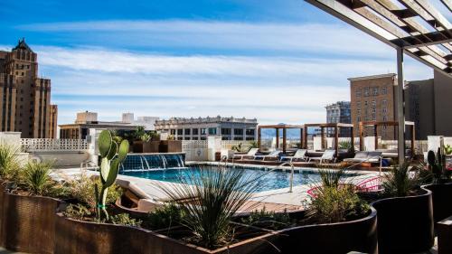 Downtown El Paso Hotel | Hotel Indigo El Paso Downtown by IHG