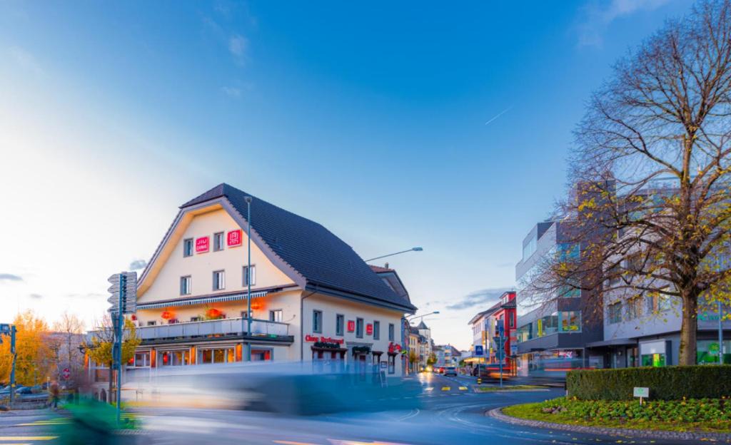 Hochdorf Hotel | Hotel JiuDing