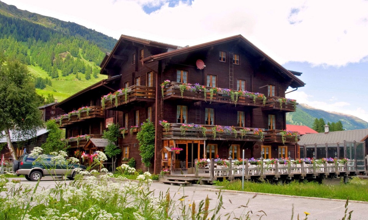 Gluringen Hotel | Hotel Joopi
