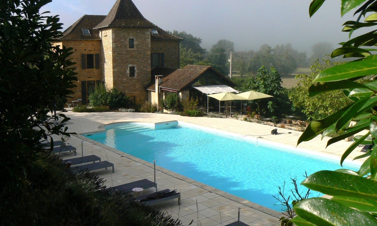 Naussac Hotel | Hotel La Bastie D Urfe