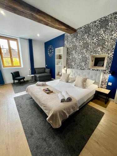 Saint-Amand-Montrond Hotel | Hotel LA PLACE
