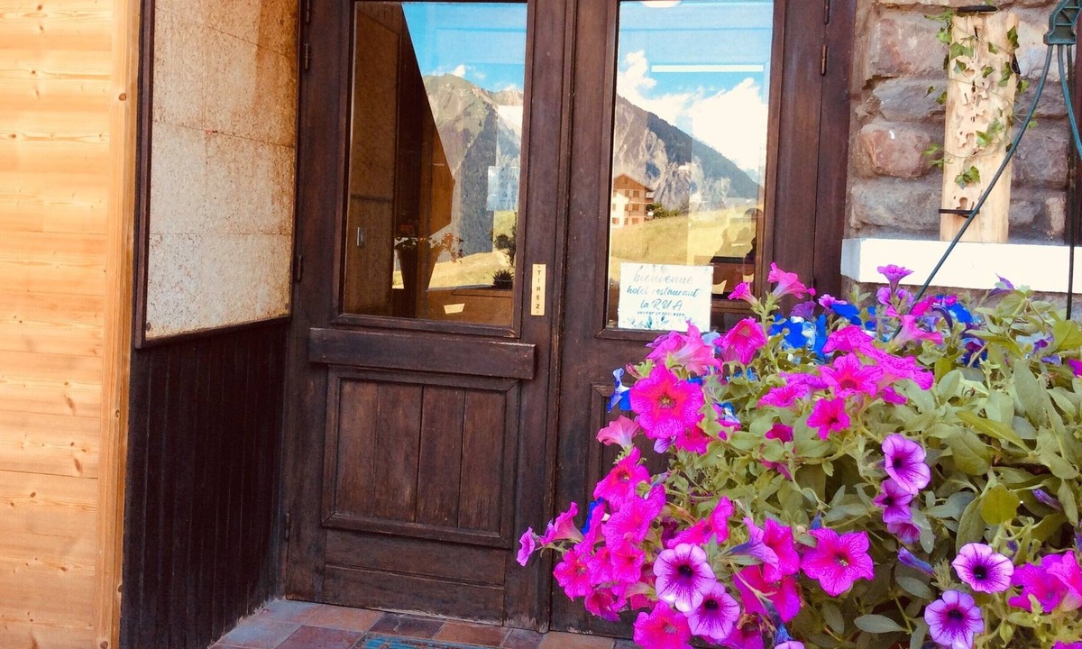 Albiez-le-Vieux Hotel | Hotel La Rua