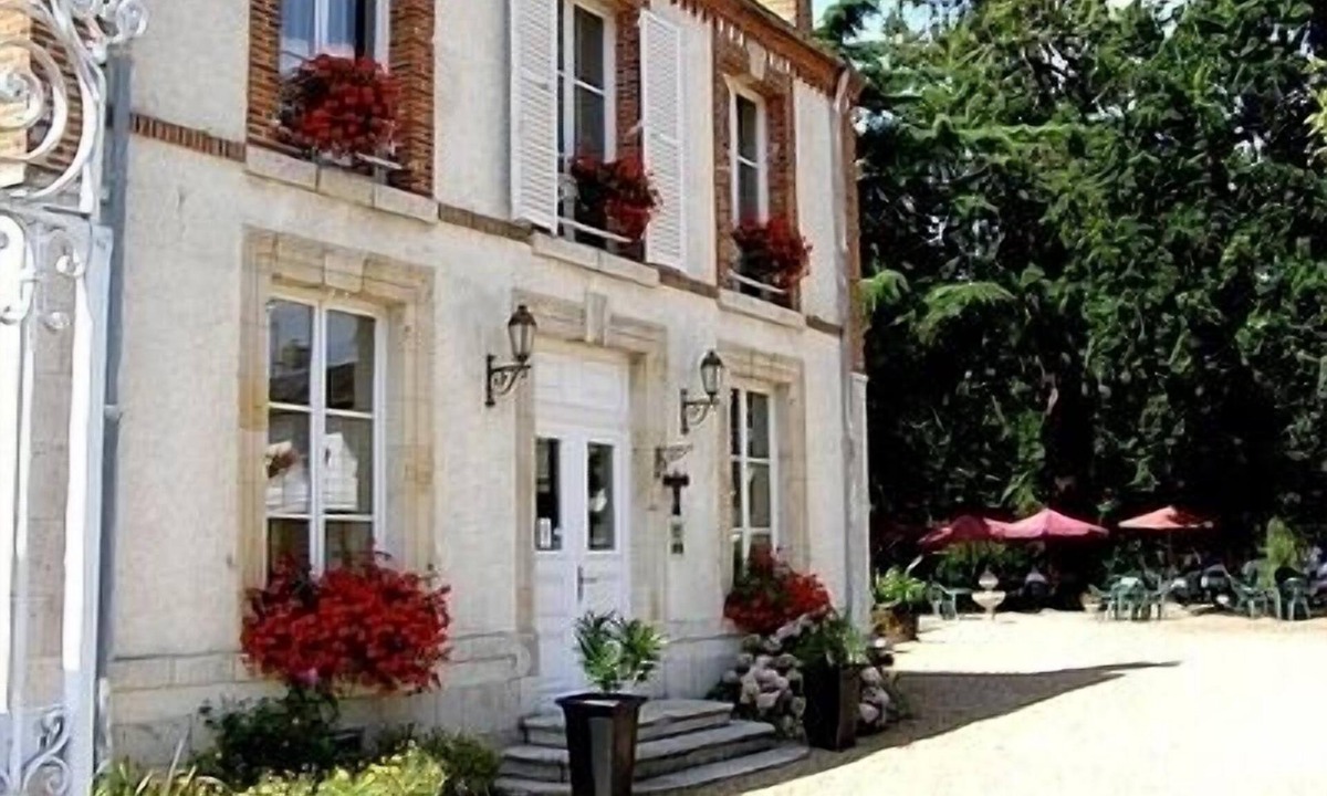 Clery-Saint-Andre Hotel | Hotel La Villa des Bordes