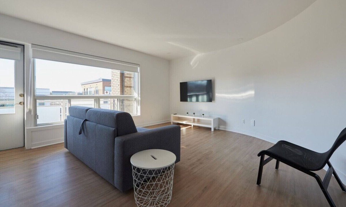 Little Italy Apartment | Hotel Laurence two bedroom apartment