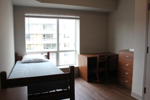 Waterloo Apartment | Hotel Laurier - Apartment Style Residence
