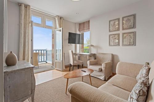 Villerville Hotel | Hotel Le Bellevue, Demeures & Chateaux