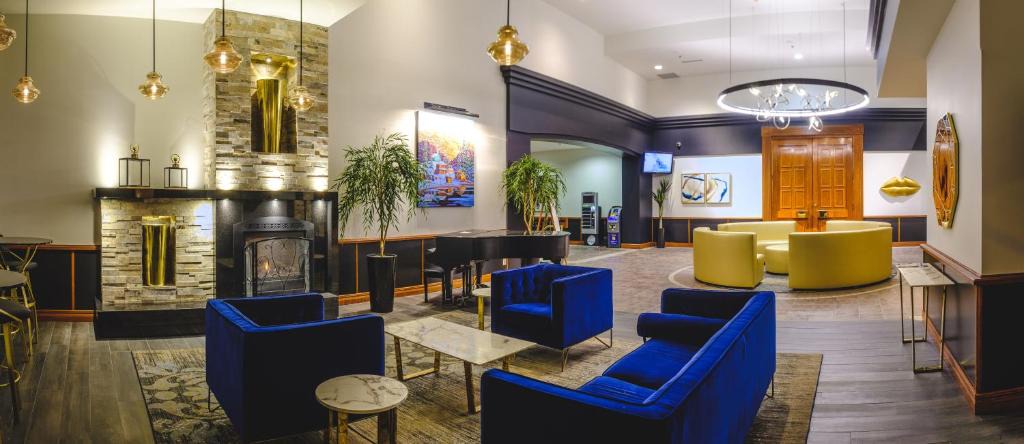 Chicoutimi Hotel | Hotel Le Montagnais