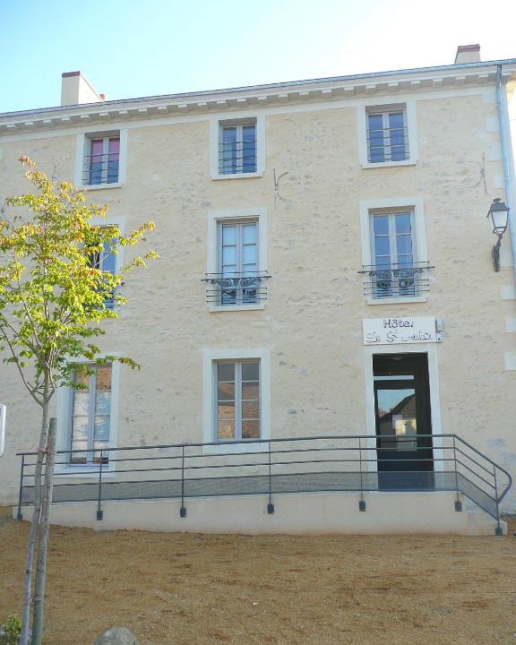 Cheville Hotel | Hotel Le Saint Aubin