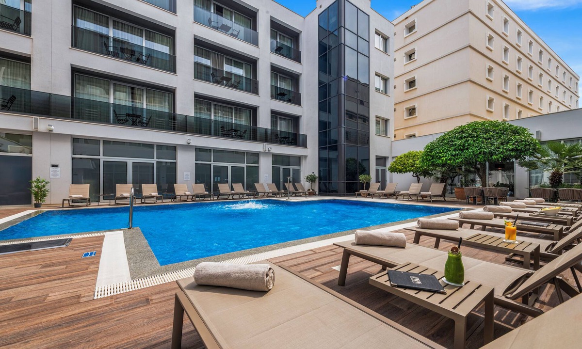 Montovjerna Hotel | Hotel Lero