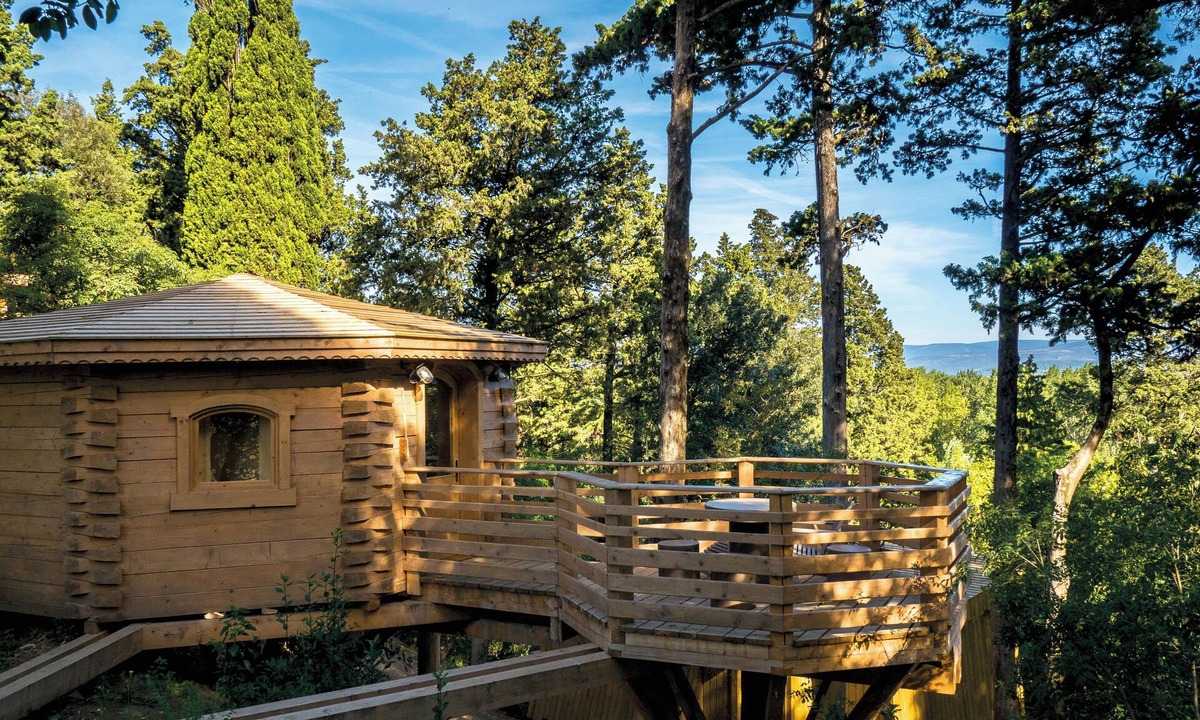 Villalier Hotel | Hotel Les Cabanes Dans Les Bois