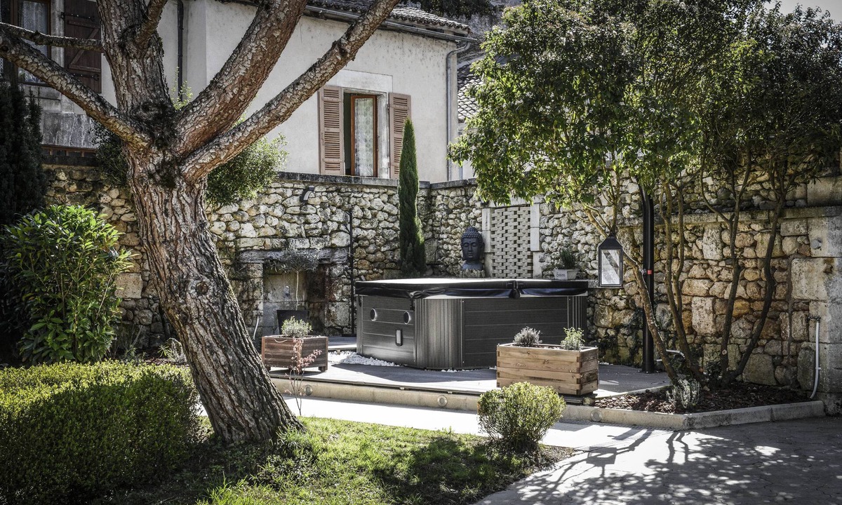 Bourdeilles Hotel | Hotel les Griffons