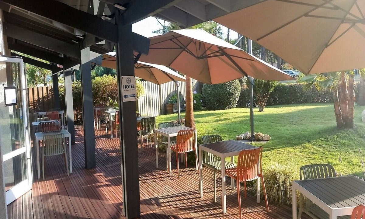 Biscarrosse Plage Hotel | Hotel les jardins de l'océan (climatisé)