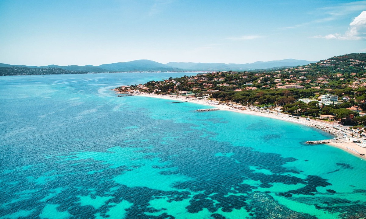 Sainte-Maxime City Centre Hotel | Hotel Les Palmiers