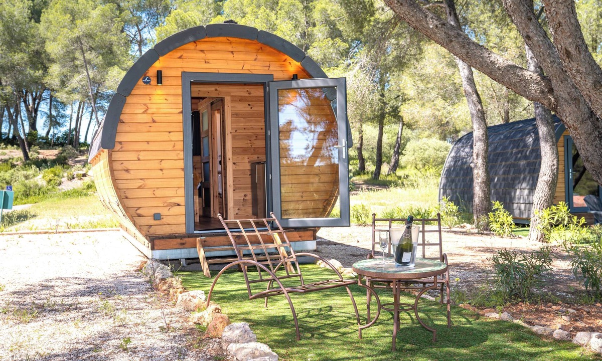 Montagnac Hotel | Hotel Les Rocailles