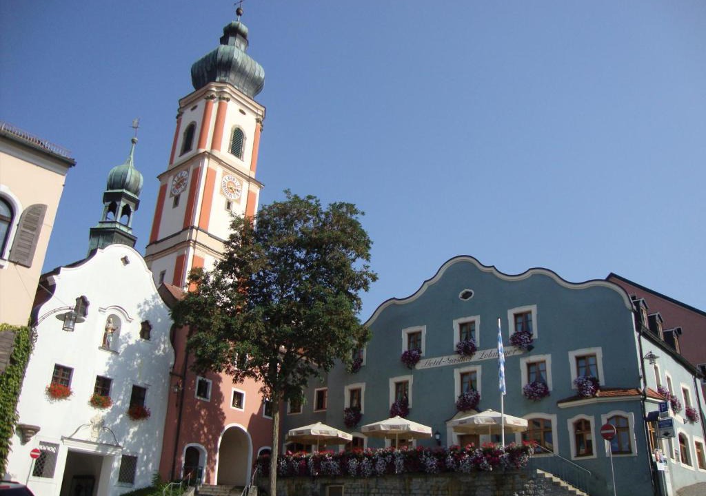 Roding Hotel | Hotel Lobmeyer