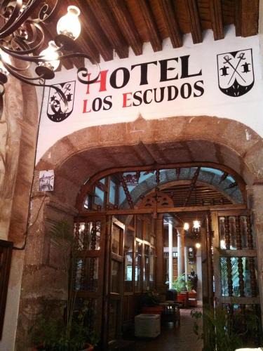 Centro Hotel | Hotel Los Escudos