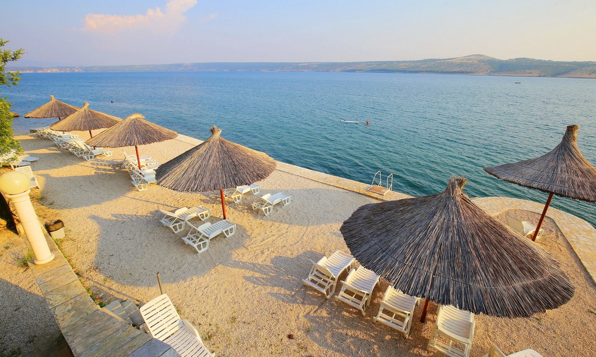 Posedarje Hotel | Hotel Lucija